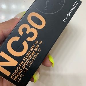 Brand new Mac Foundation Authentic